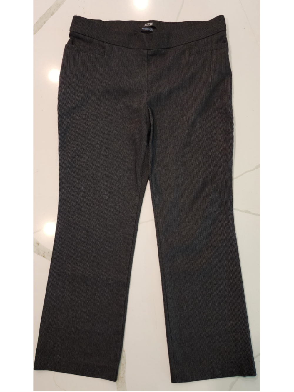 APT.9 Modern Fit Pants Women’s 14 Petite Gray Straight Career Dress Trousers